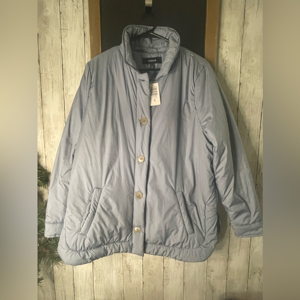 NWT Torrid Jacket M/L Shacket Puffer Coat Poly Fill Buttoned Pockets Sz 00